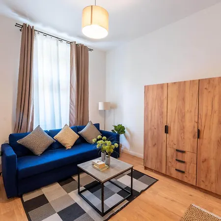 Retreat Downtown Апарт-отель