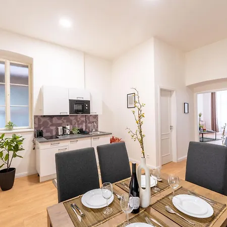 Апарт-отель Retreat Downtown Прага
